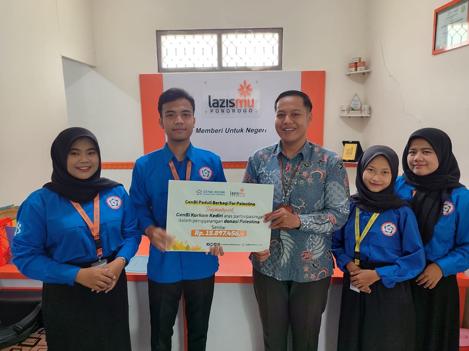 Generasi Baru Indonesia (GenBI) Korkom Kediri Salurkan Donasi untuk Palestina